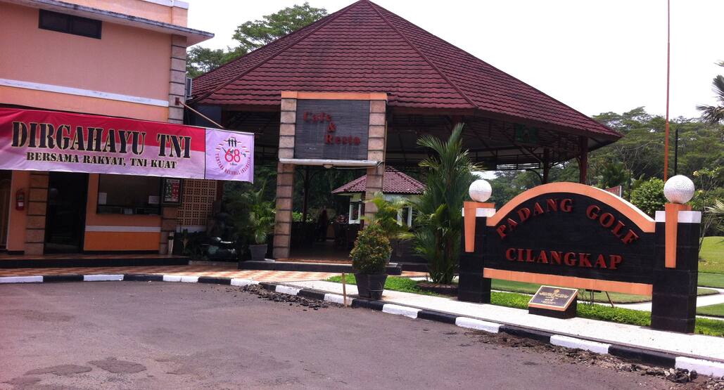 Resto Padang Golf Cipayung Jakarta